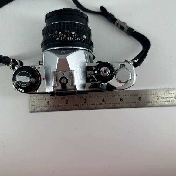 Asahi Pentax ME 35mm Film Camera with SMC Pentax-M 50mm f/1.7 Lens Japan - Picture 11 of 13